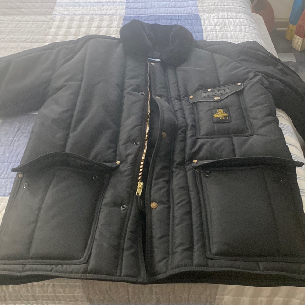 RerigiWear Iron-Tuff Jacket Size L - Windproof and Insulated